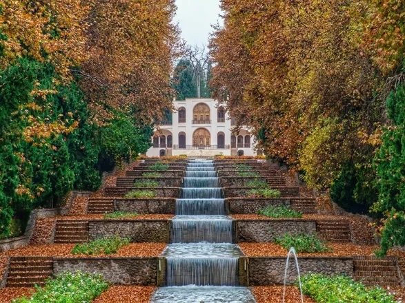 4 مکان گردشگری که در کرمان حتماً باید بری!
